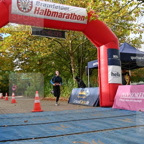 11.10.2026 - Bramfelder Halbmarathon 2026 J. Mangold http://msf.ph/oto/10830437 11.10.2026 11:16:08 Laufen 321, 624, 725 meine-sportfotos.de