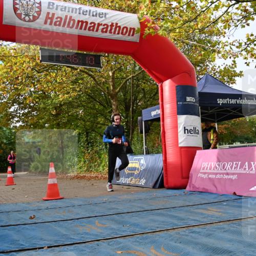 11.10.2026 - Bramfelder Halbmarathon 2026 J. Mangold http://msf.ph/oto/10830441 11.10.2026 11:16:08 Laufen 321, 624, 725 meine-sportfotos.de