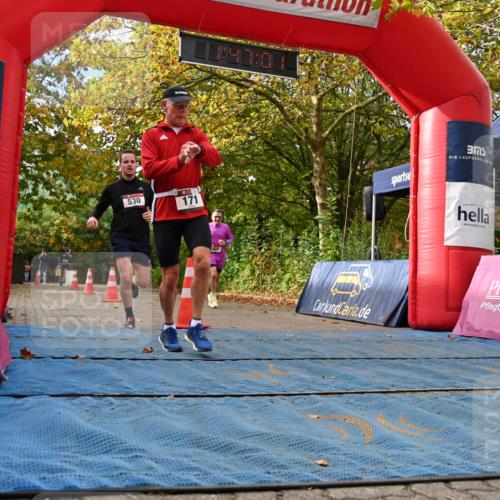 11.10.2026 - Bramfelder Halbmarathon 2026 J. Mangold http://msf.ph/oto/10830519 11.10.2026 11:17:00 Laufen 171, 460, 530, 551 meine-sportfotos.de