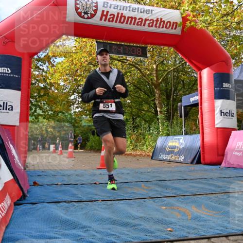 11.10.2026 - Bramfelder Halbmarathon 2026 J. Mangold http://msf.ph/oto/10830540 11.10.2026 11:17:07 Laufen 551, 713, 812 meine-sportfotos.de