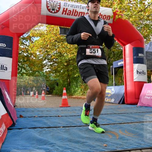 11.10.2026 - Bramfelder Halbmarathon 2026 J. Mangold http://msf.ph/oto/10830544 11.10.2026 11:17:07 Laufen 551, 713, 812 meine-sportfotos.de