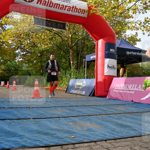 11.10.2026 - Bramfelder Halbmarathon 2026 J. Mangold http://msf.ph/oto/10830554 11.10.2026 11:17:13 Laufen 713, 812 meine-sportfotos.de