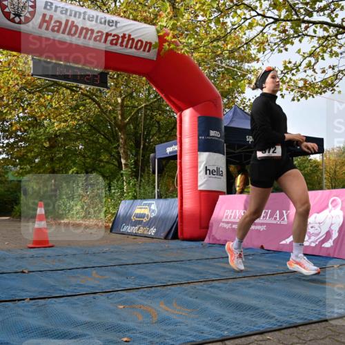 11.10.2026 - Bramfelder Halbmarathon 2026 J. Mangold http://msf.ph/oto/10830585 11.10.2026 11:17:21 Laufen 372 meine-sportfotos.de