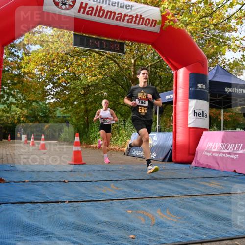 11.10.2026 - Bramfelder Halbmarathon 2026 J. Mangold http://msf.ph/oto/10830595 11.10.2026 11:17:37 Laufen 480, 794 meine-sportfotos.de