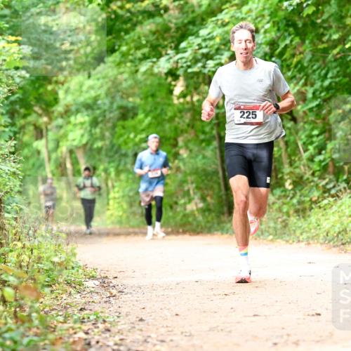 11.10.2026 - Bramfelder Halbmarathon 2026 Dr. Thomas Lammeyer http://msf.ph/oto/10830848 11.10.2026 11:14:36 Laufen 225 meine-sportfotos.de