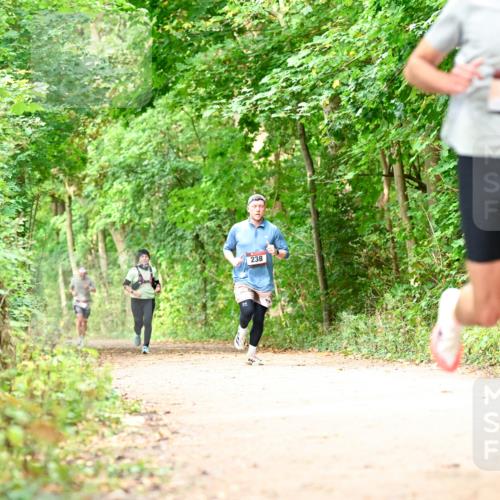 11.10.2026 - Bramfelder Halbmarathon 2026 Dr. Thomas Lammeyer http://msf.ph/oto/10830861 11.10.2026 11:14:37 Laufen 238, 225 meine-sportfotos.de