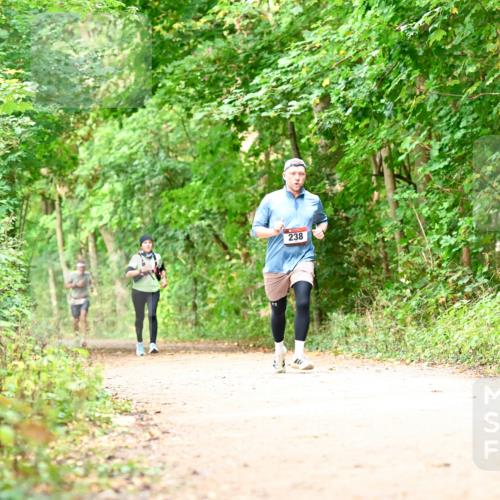 11.10.2026 - Bramfelder Halbmarathon 2026 Dr. Thomas Lammeyer http://msf.ph/oto/10830879 11.10.2026 11:14:39 Laufen 238 meine-sportfotos.de