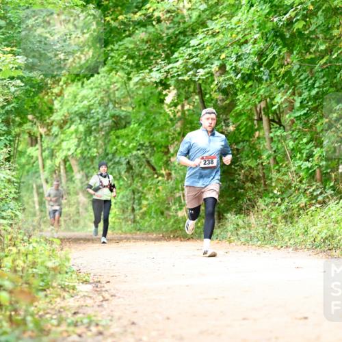 11.10.2026 - Bramfelder Halbmarathon 2026 Dr. Thomas Lammeyer http://msf.ph/oto/10830881 11.10.2026 11:14:39 Laufen 238 meine-sportfotos.de