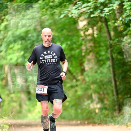 11.10.2026 - Bramfelder Halbmarathon 2026 Dr. Thomas Lammeyer http://msf.ph/oto/10831135 11.10.2026 11:15:26 Laufen 241 meine-sportfotos.de