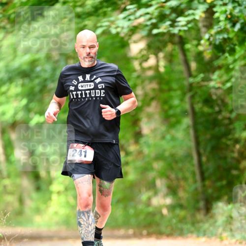 11.10.2026 - Bramfelder Halbmarathon 2026 Dr. Thomas Lammeyer http://msf.ph/oto/10831142 11.10.2026 11:15:26 Laufen 241 meine-sportfotos.de