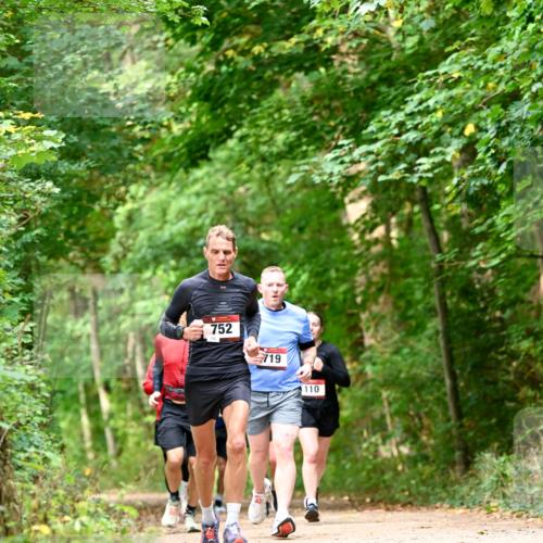 11.10.2026 - Bramfelder Halbmarathon 2026 Dr. Thomas Lammeyer http://msf.ph/oto/10831198 11.10.2026 11:15:39 Laufen 752, 719, 110 meine-sportfotos.de