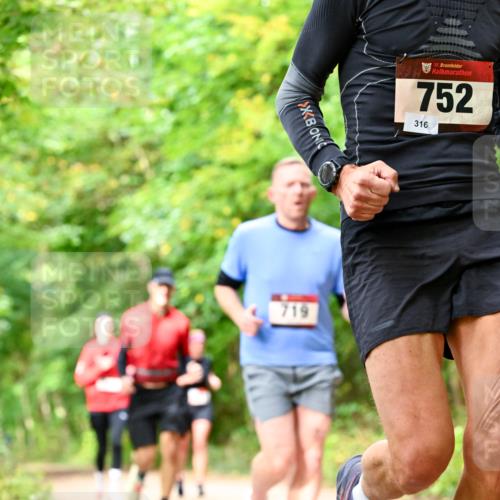 11.10.2026 - Bramfelder Halbmarathon 2026 Dr. Thomas Lammeyer http://msf.ph/oto/10831255 11.10.2026 11:15:43 Laufen 719, 35, 752, 316 meine-sportfotos.de