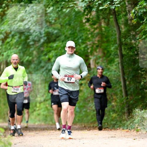 11.10.2026 - Bramfelder Halbmarathon 2026 Dr. Thomas Lammeyer http://msf.ph/oto/10831389 11.10.2026 11:16:12 Laufen 748, 67 meine-sportfotos.de