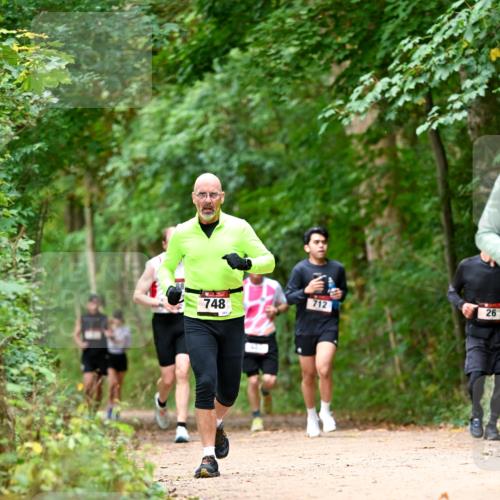 11.10.2026 - Bramfelder Halbmarathon 2026 Dr. Thomas Lammeyer http://msf.ph/oto/10831419 11.10.2026 11:16:14 Laufen 748, 712, 26 meine-sportfotos.de