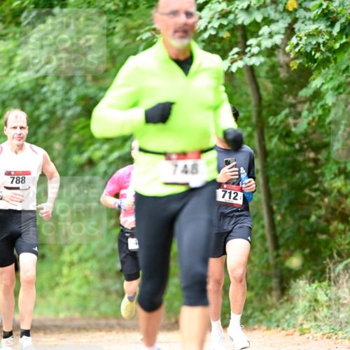11.10.2026 - Bramfelder Halbmarathon 2026 Dr. Thomas Lammeyer http://msf.ph/oto/10831444 11.10.2026 11:16:16 Laufen 748, 788, 712 meine-sportfotos.de
