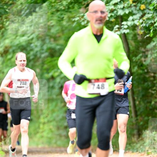 11.10.2026 - Bramfelder Halbmarathon 2026 Dr. Thomas Lammeyer http://msf.ph/oto/10831446 11.10.2026 11:16:16 Laufen 788, 748 meine-sportfotos.de