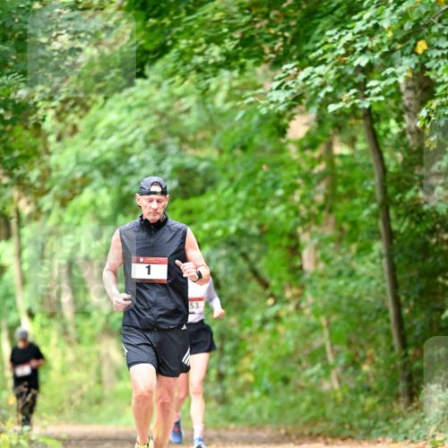 11.10.2026 - Bramfelder Halbmarathon 2026 Dr. Thomas Lammeyer http://msf.ph/oto/10831497 11.10.2026 11:16:23 Laufen 53 meine-sportfotos.de