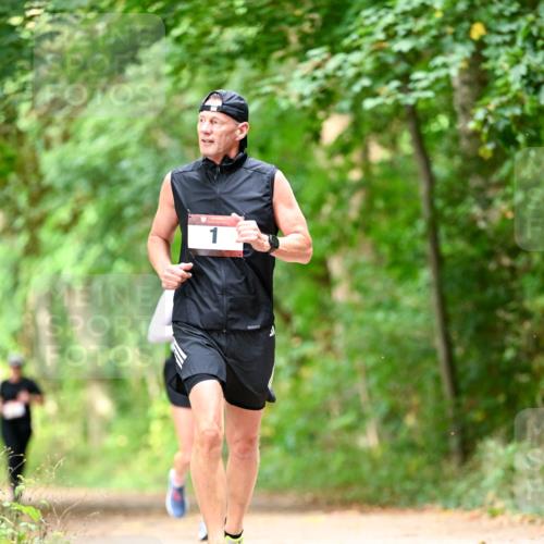 11.10.2026 - Bramfelder Halbmarathon 2026 Dr. Thomas Lammeyer http://msf.ph/oto/10831519 11.10.2026 11:16:24 Laufen  meine-sportfotos.de
