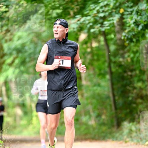 11.10.2026 - Bramfelder Halbmarathon 2026 Dr. Thomas Lammeyer http://msf.ph/oto/10831524 11.10.2026 11:16:24 Laufen  meine-sportfotos.de