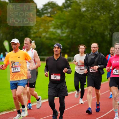 11.10.2026 - Bramfelder Halbmarathon 2026 LAZAROV Photography http://msf.ph/oto/10837786 11.10.2026 09:34:55 Laufen 811, 26, 654, 292, 135 meine-sportfotos.de