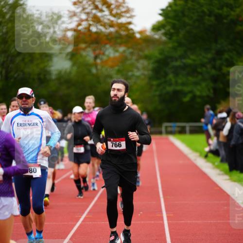 11.10.2026 - Bramfelder Halbmarathon 2026 LAZAROV Photography http://msf.ph/oto/10837956 11.10.2026 09:35:39 Laufen 80, 766 meine-sportfotos.de
