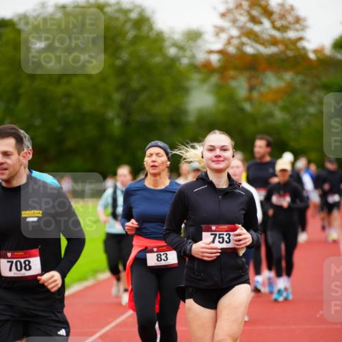 11.10.2026 - Bramfelder Halbmarathon 2026 LAZAROV Photography http://msf.ph/oto/10838116 11.10.2026 09:36:15 Laufen 708, 83, 753 meine-sportfotos.de