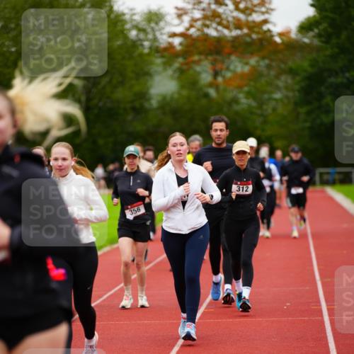 11.10.2026 - Bramfelder Halbmarathon 2026 LAZAROV Photography http://msf.ph/oto/10838120 11.10.2026 09:36:17 Laufen 312, 356 meine-sportfotos.de