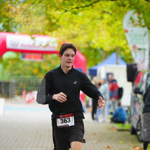11.10.2026 - Bramfelder Halbmarathon 2026 LAZAROV Photography http://msf.ph/oto/10838643 11.10.2026 10:16:51 Laufen 363, 39 meine-sportfotos.de
