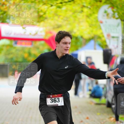 11.10.2026 - Bramfelder Halbmarathon 2026 LAZAROV Photography http://msf.ph/oto/10838647 11.10.2026 10:16:51 Laufen 363, 39 meine-sportfotos.de