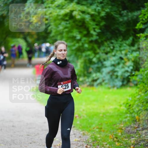 11.10.2026 - Bramfelder Halbmarathon 2026 LAZAROV Photography http://msf.ph/oto/10838733 11.10.2026 10:38:39 Laufen 25 meine-sportfotos.de