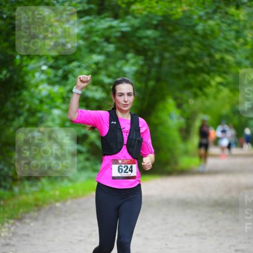 11.10.2026 - Bramfelder Halbmarathon 2026 LAZAROV Photography http://msf.ph/oto/10839001 11.10.2026 11:13:51 Laufen 624 meine-sportfotos.de