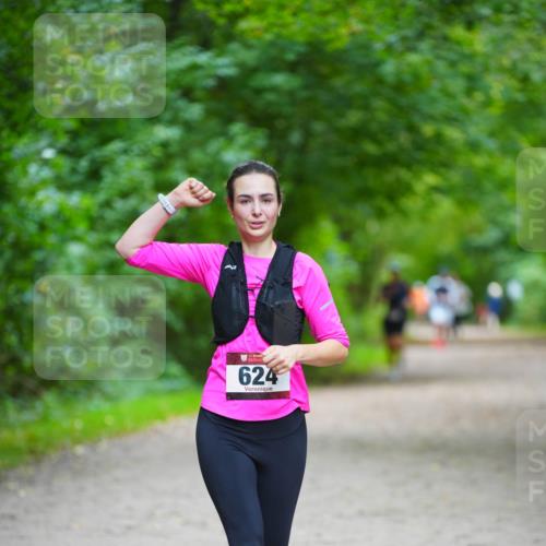 11.10.2026 - Bramfelder Halbmarathon 2026 LAZAROV Photography http://msf.ph/oto/10839005 11.10.2026 11:13:51 Laufen 624 meine-sportfotos.de
