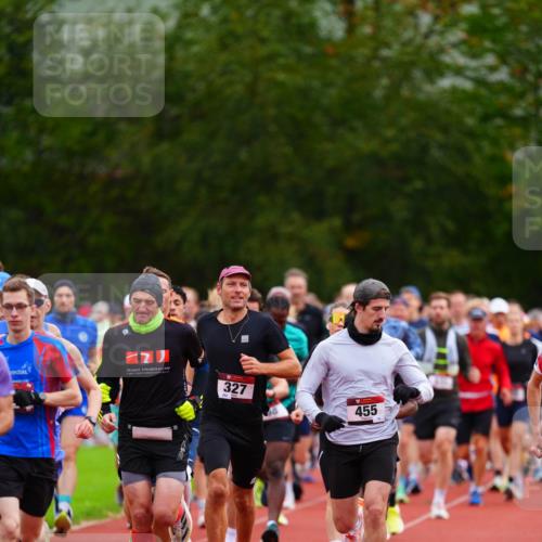 11.10.2026 - Bramfelder Halbmarathon 2026 LAZAROV Photography http://msf.ph/oto/10839846 11.10.2026 09:30:25 Laufen 327, 455 meine-sportfotos.de