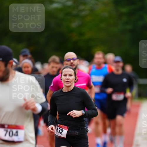 11.10.2026 - Bramfelder Halbmarathon 2026 LAZAROV Photography http://msf.ph/oto/10839899 11.10.2026 09:30:54 Laufen 704, 432 meine-sportfotos.de