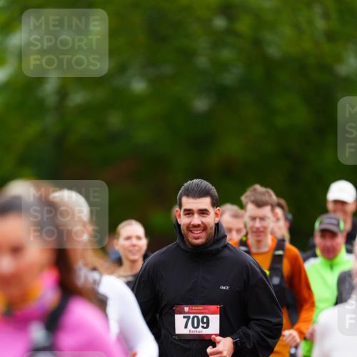 11.10.2026 - Bramfelder Halbmarathon 2026 LAZAROV Photography http://msf.ph/oto/10839933 11.10.2026 09:31:12 Laufen 709 meine-sportfotos.de
