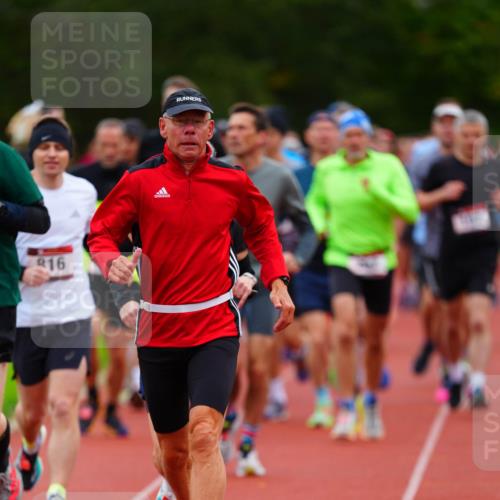 11.10.2026 - Bramfelder Halbmarathon 2026 LAZAROV Photography http://msf.ph/oto/10840050 11.10.2026 09:32:36 Laufen 916 meine-sportfotos.de