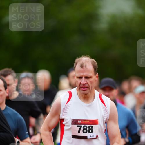 11.10.2026 - Bramfelder Halbmarathon 2026 LAZAROV Photography http://msf.ph/oto/10840088 11.10.2026 09:32:55 Laufen 35, 788, 245 meine-sportfotos.de