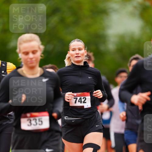 11.10.2026 - Bramfelder Halbmarathon 2026 LAZAROV Photography http://msf.ph/oto/10840215 11.10.2026 09:34:03 Laufen 335, 742, 3 meine-sportfotos.de