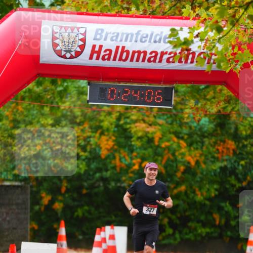 11.10.2026 - Bramfelder Halbmarathon 2026 LAZAROV Photography http://msf.ph/oto/10840342 11.10.2026 09:54:04 Laufen 1, 4, 327 meine-sportfotos.de