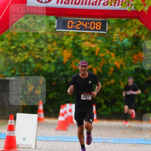 11.10.2026 - Bramfelder Halbmarathon 2026 LAZAROV Photography http://msf.ph/oto/10840351 11.10.2026 09:54:06 Laufen 0, 24, 08, 1, 327 meine-sportfotos.de