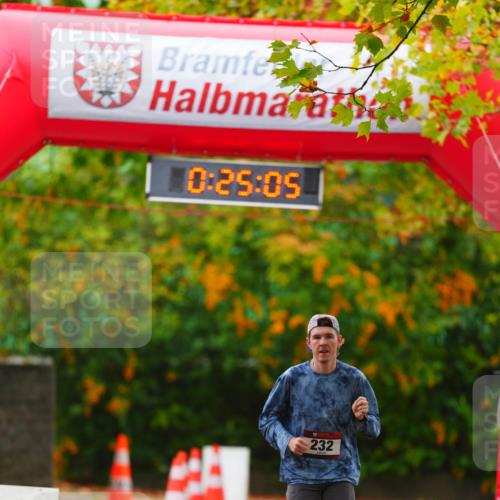 11.10.2026 - Bramfelder Halbmarathon 2026 LAZAROV Photography http://msf.ph/oto/10840380 11.10.2026 09:55:03 Laufen 10, 25, 05, 232 meine-sportfotos.de