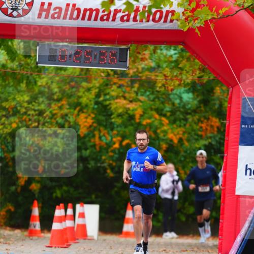 11.10.2026 - Bramfelder Halbmarathon 2026 LAZAROV Photography http://msf.ph/oto/10840410 11.10.2026 09:55:34 Laufen  meine-sportfotos.de