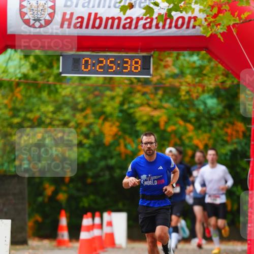 11.10.2026 - Bramfelder Halbmarathon 2026 LAZAROV Photography http://msf.ph/oto/10840414 11.10.2026 09:55:36 Laufen 0, 25, 38 meine-sportfotos.de