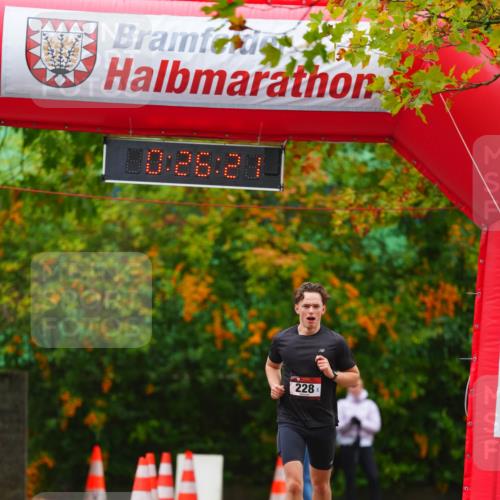 11.10.2026 - Bramfelder Halbmarathon 2026 LAZAROV Photography http://msf.ph/oto/10840474 11.10.2026 09:56:19 Laufen 0, 26, 20, 228 meine-sportfotos.de