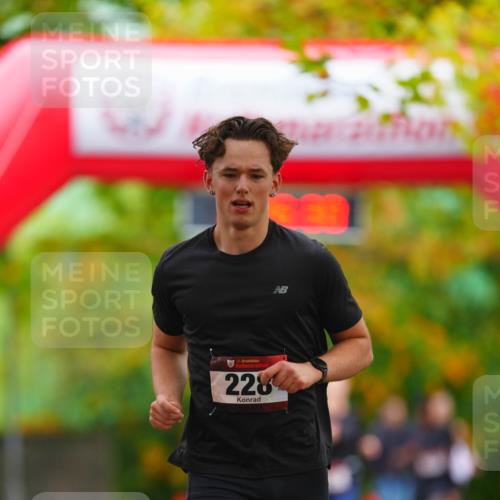 11.10.2026 - Bramfelder Halbmarathon 2026 LAZAROV Photography http://msf.ph/oto/10840483 11.10.2026 09:56:28 Laufen 35, 228 meine-sportfotos.de