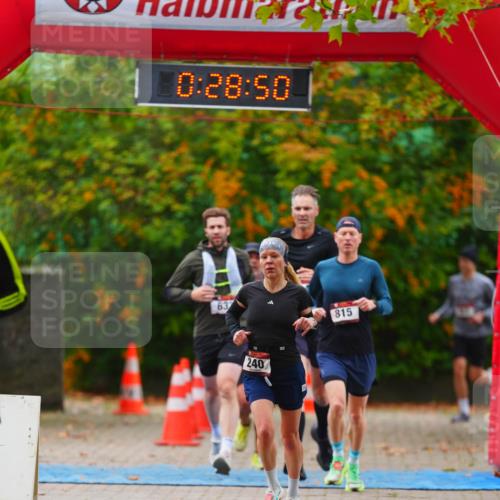 11.10.2026 - Bramfelder Halbmarathon 2026 LAZAROV Photography http://msf.ph/oto/10840686 11.10.2026 09:58:48 Laufen 10, 28, 50, 240, 815 meine-sportfotos.de
