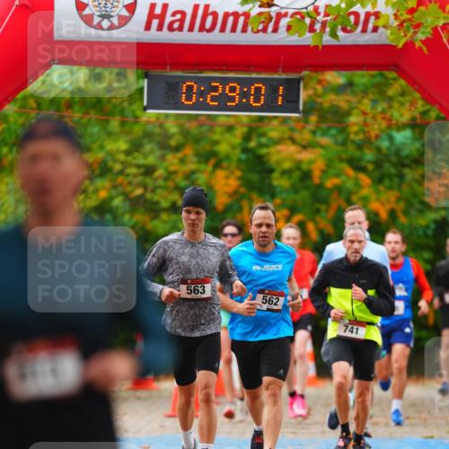 11.10.2026 - Bramfelder Halbmarathon 2026 LAZAROV Photography http://msf.ph/oto/10840719 11.10.2026 09:58:59 Laufen 10, 29, 01, 563, 562, 741 meine-sportfotos.de