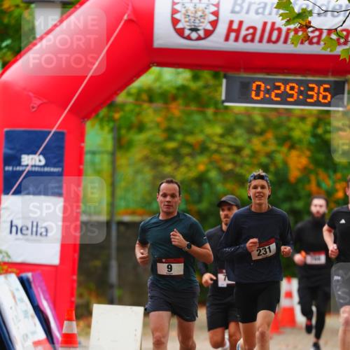 11.10.2026 - Bramfelder Halbmarathon 2026 LAZAROV Photography http://msf.ph/oto/10840772 11.10.2026 09:59:34 Laufen 6, 0, 29, 36, 231 meine-sportfotos.de