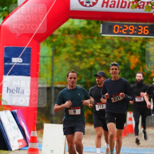 11.10.2026 - Bramfelder Halbmarathon 2026 LAZAROV Photography http://msf.ph/oto/10840773 11.10.2026 09:59:34 Laufen 0, 29, 36, 773, 231 meine-sportfotos.de