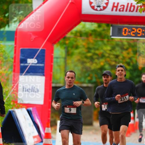 11.10.2026 - Bramfelder Halbmarathon 2026 LAZAROV Photography http://msf.ph/oto/10840776 11.10.2026 09:59:35 Laufen 9, 0, 29, 231 meine-sportfotos.de